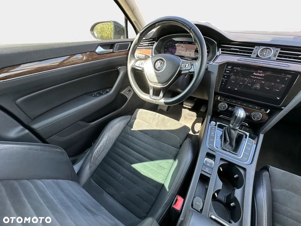 Volkswagen Passat 2.0 TSI BMT Highline DSG - 19