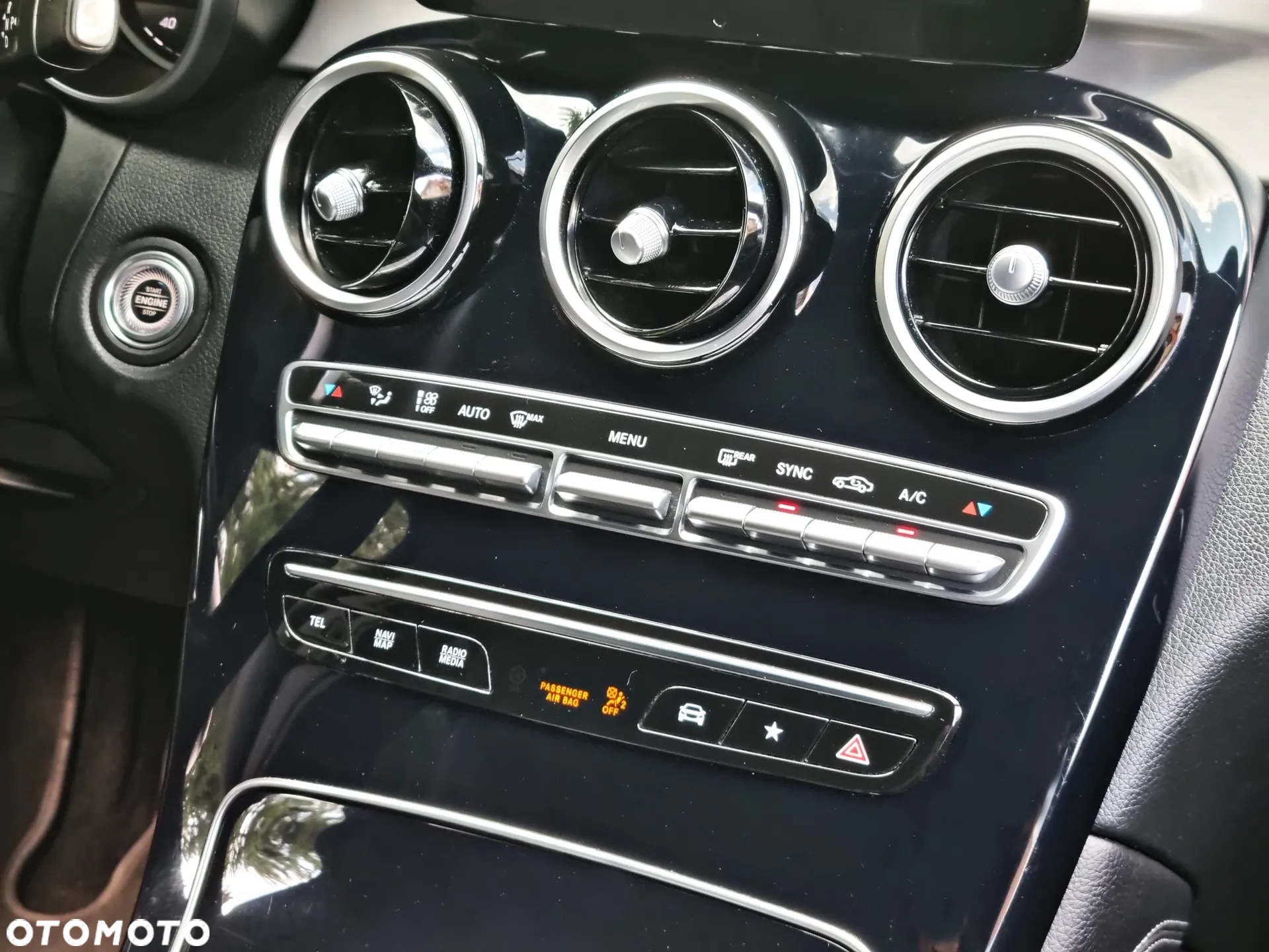 Mercedes-Benz GLC 200 d 4Matic 9G-TRONIC AMG Line - 25