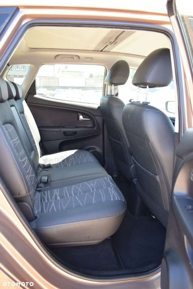 Kia Venga - 20