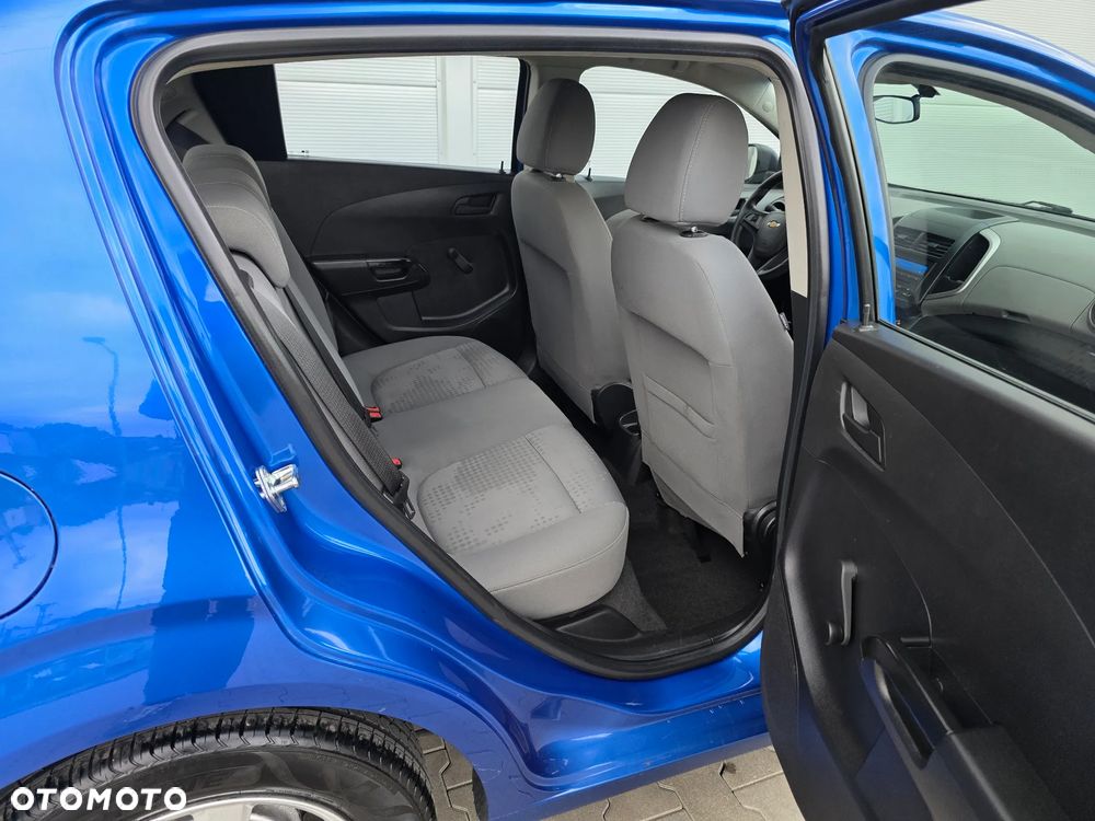 Chevrolet Aveo 1.2 LS - 20