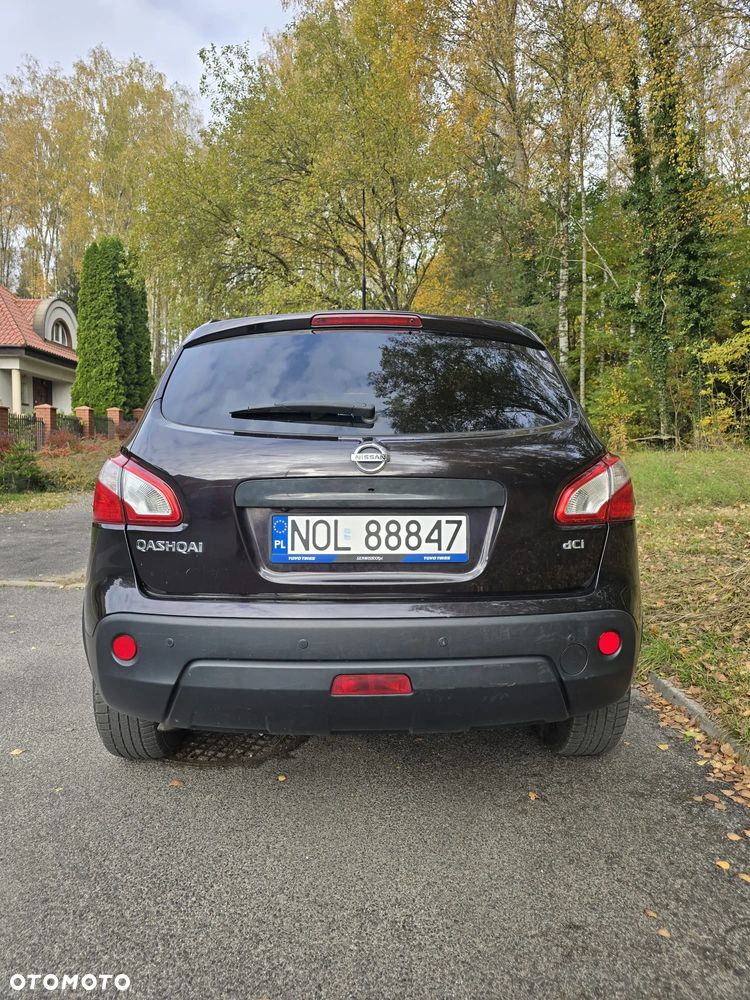 Nissan Qashqai 2.0 dCi 4x4 360 EU5 - 6
