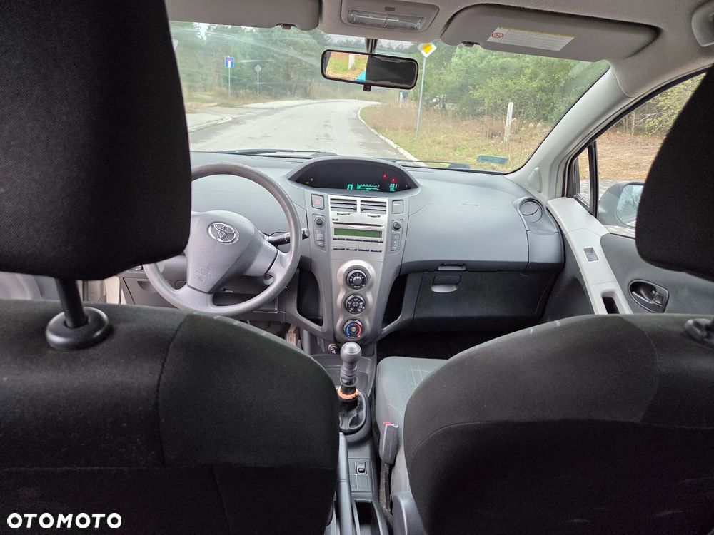 Toyota Yaris 1.0 Entry - 8