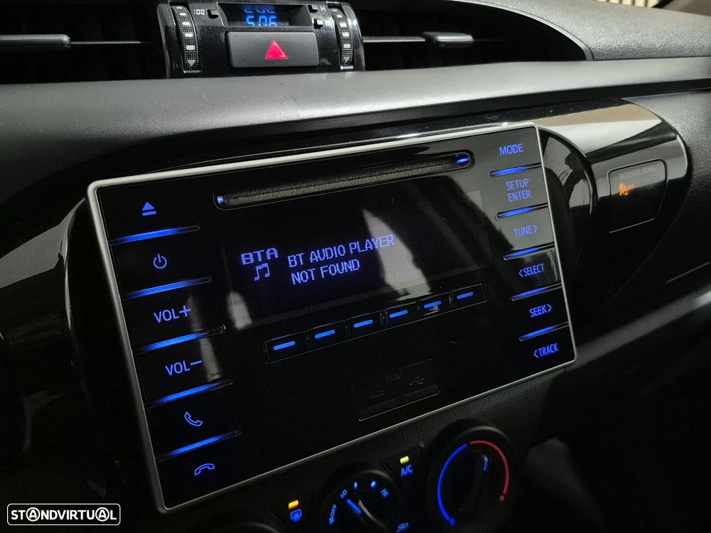 Toyota Hilux 2.4D-4D - 3 LUG. | GARANTIA | NACIONAL - 150.000KM - 22