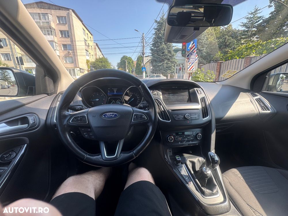 Ford Focus - 6