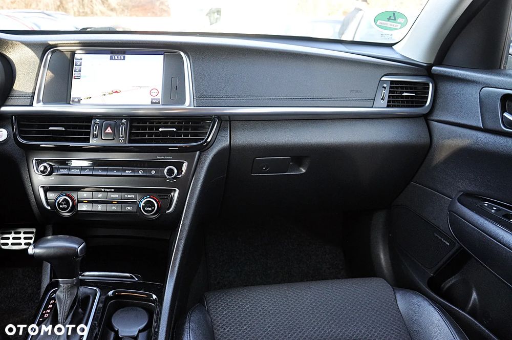 Kia Optima Sportagon 1.7 CRDI DCT Business Supreme - 23