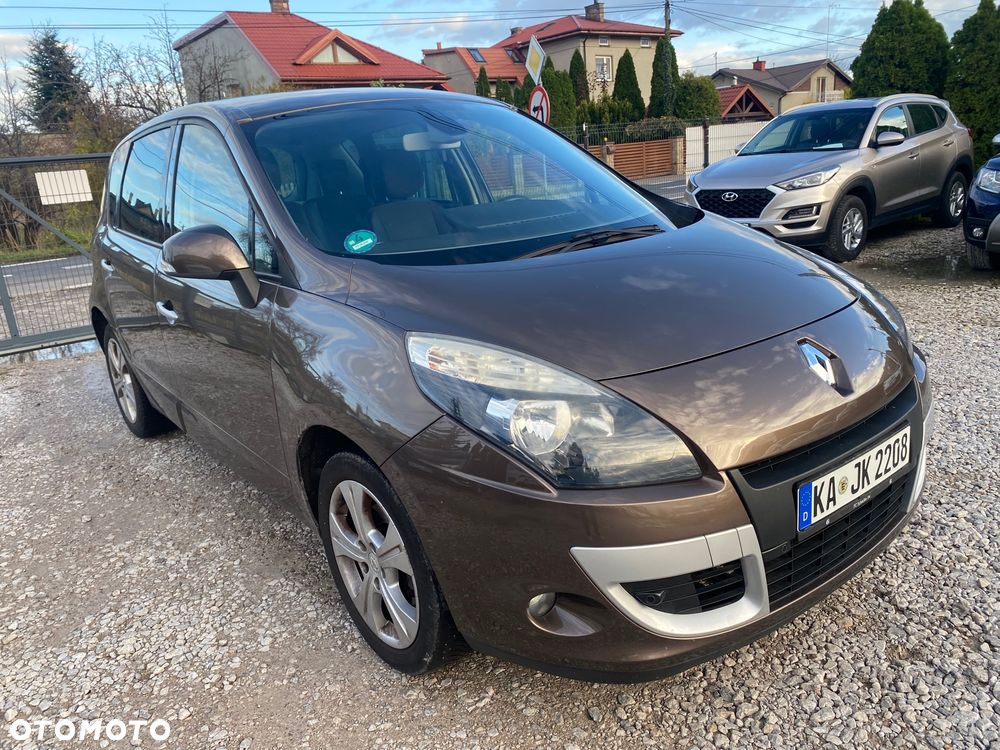 Renault Scenic 1.6 16V 110 Authentique - 8