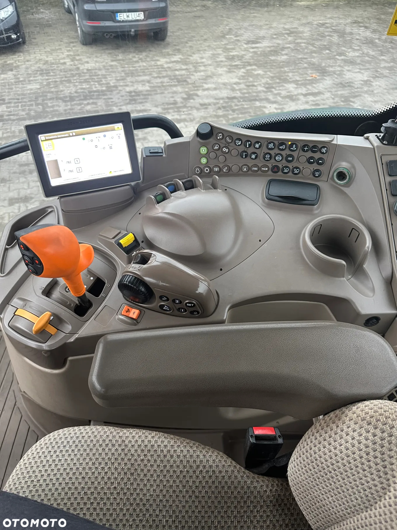 John Deere 6155R - 9