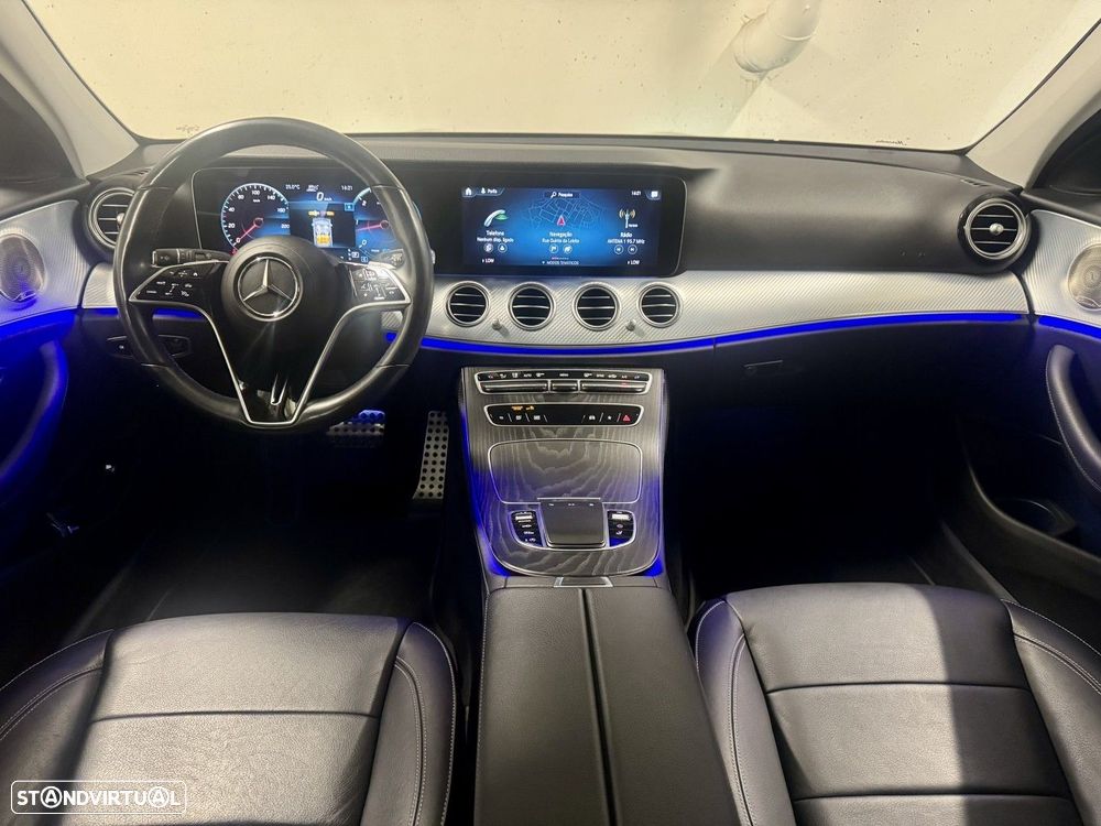 Mercedes-Benz E 220 d Avantgarde 4Matic All-Terrain - 12