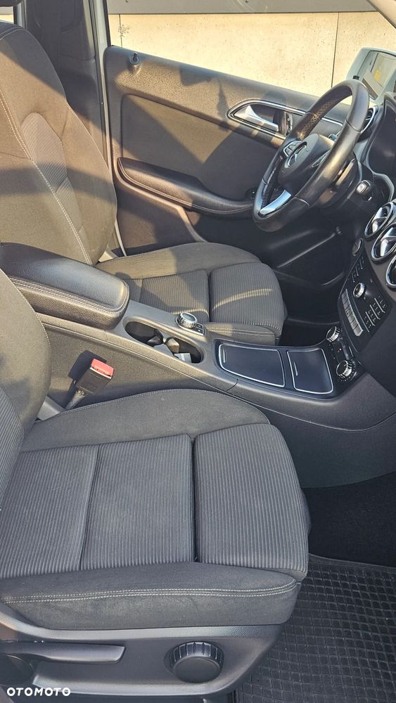 Mercedes-Benz Klasa B 180 (CDI) d 7G-DCT - 20