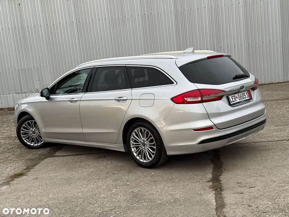 Ford Mondeo 2.0 EcoBlue Titanium - 21