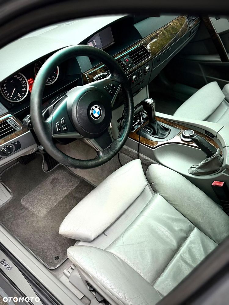 BMW Seria 5 - 28