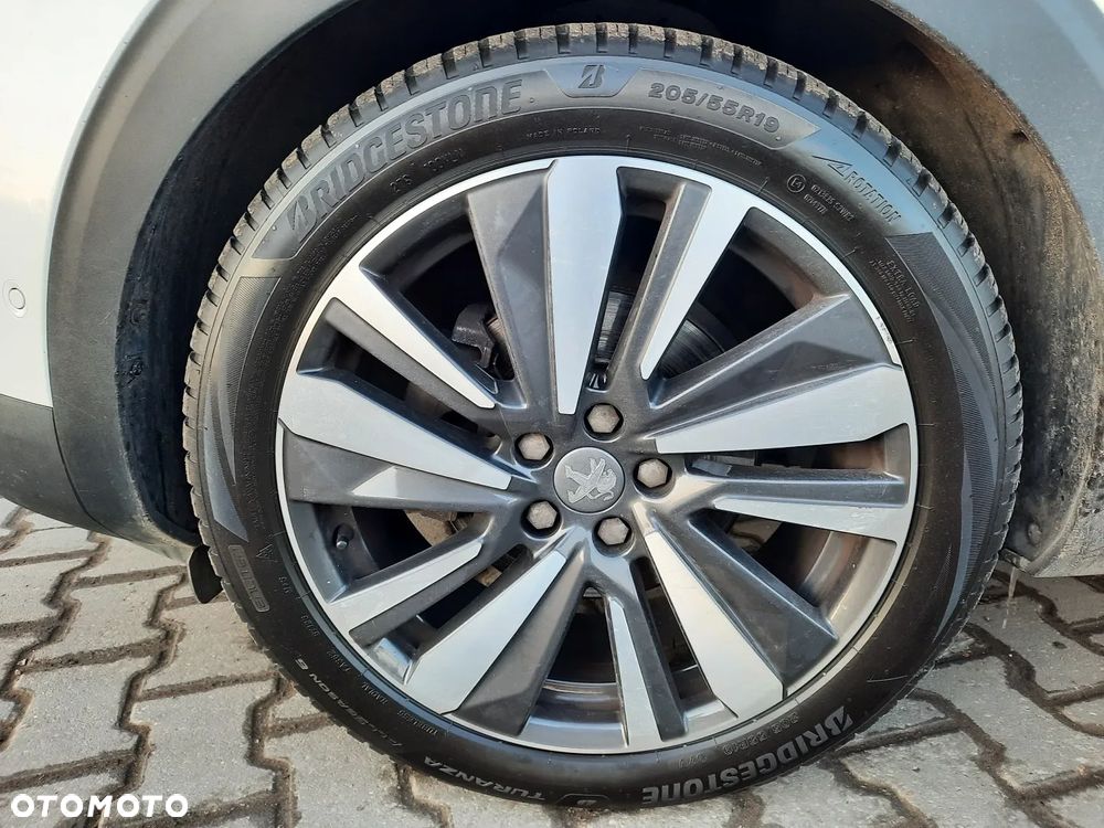 Peugeot 3008 PureTech 130 Stop & Start Allure - 12