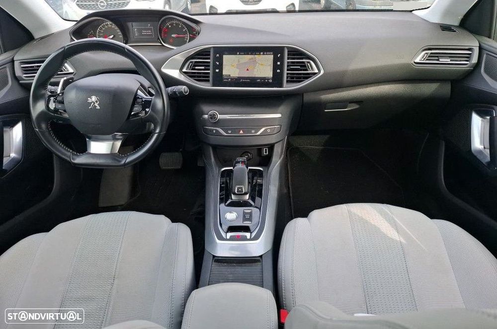 Peugeot 308 - 3