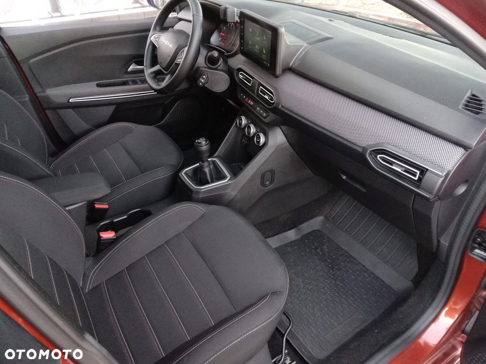 Dacia Jogger 1.0 TCe Extreme 7os - 28