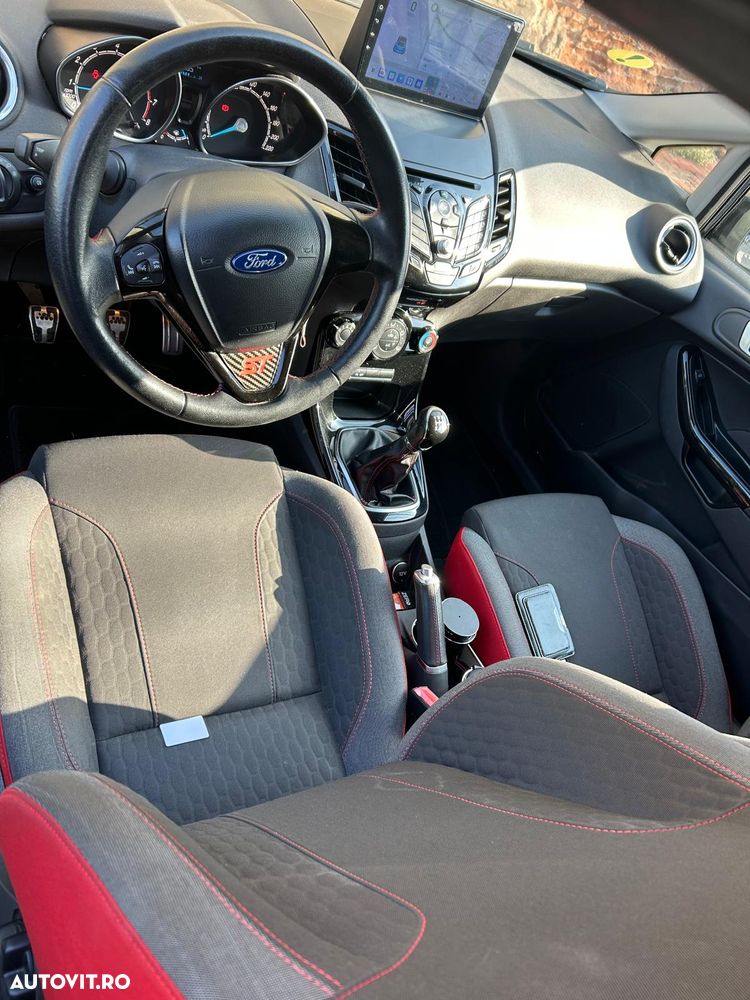 Ford Fiesta - 5