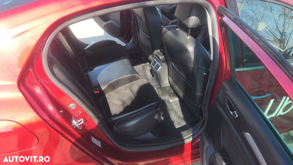 Renault Megane TCe GPF Intens - 12