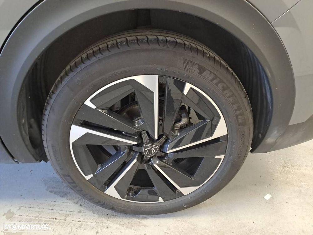 Peugeot 408 1.2 Hybrid Allure e-DCS6 - 11