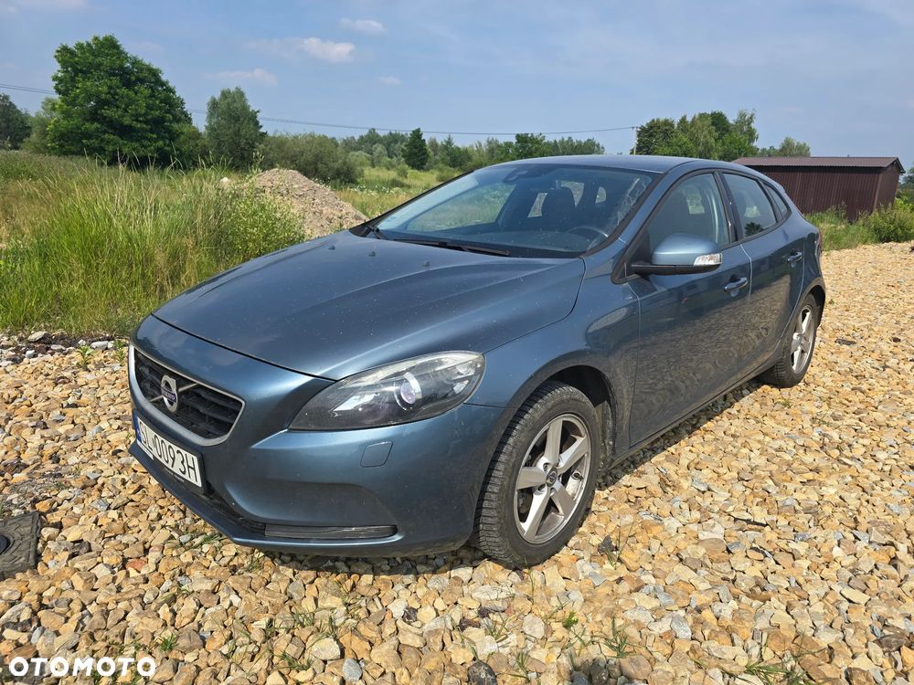 Volvo V40 D2 - 9