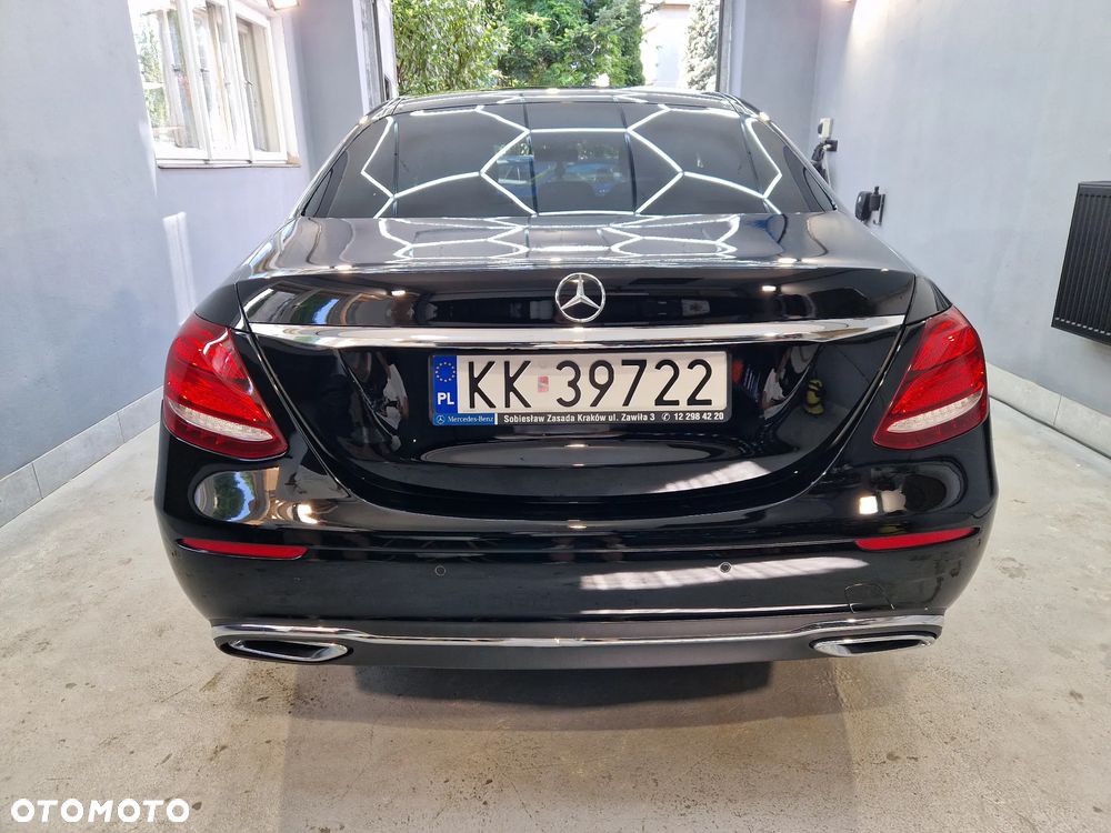 Mercedes-Benz Klasa E 220 d 4-Matic Business Edition 9G-TRONIC - 8
