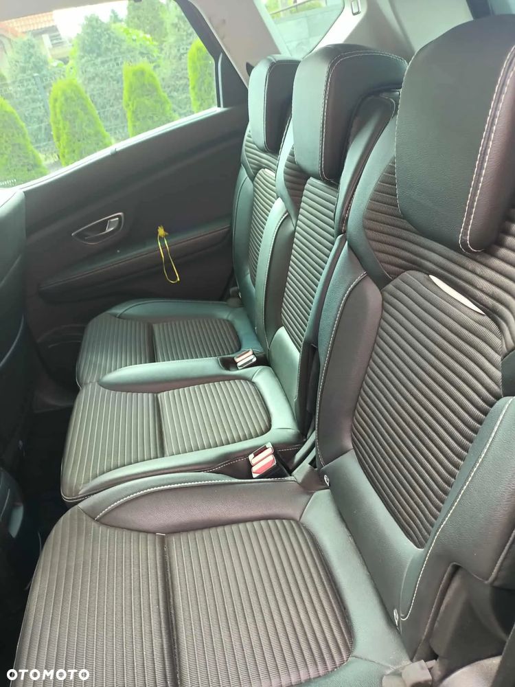 Renault Scenic - 8