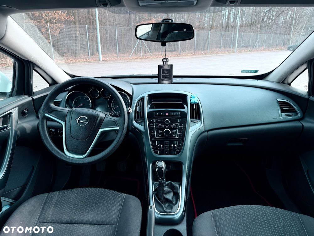 Opel Astra 1.7 CDTI Enjoy - 10