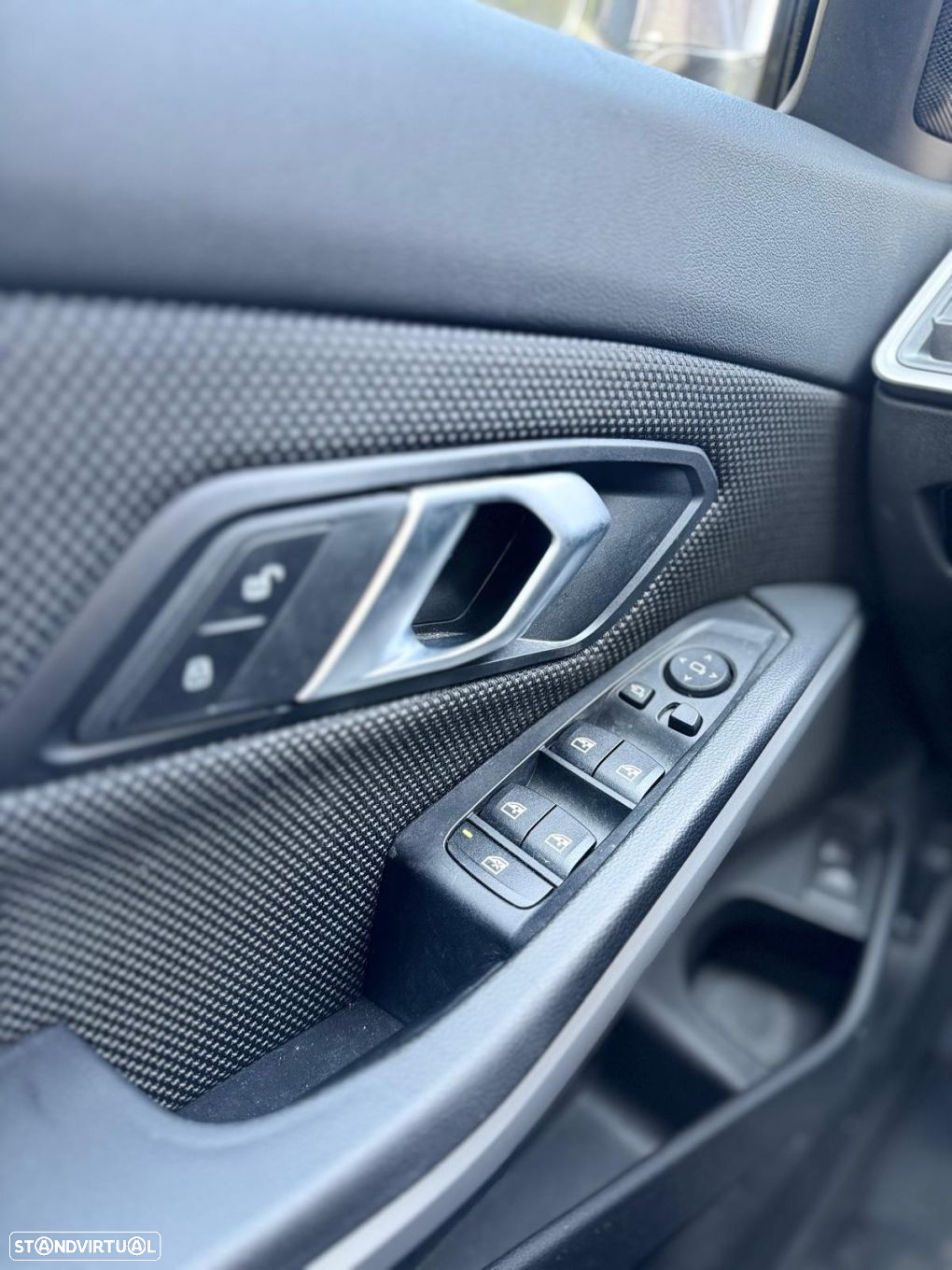 BMW 318 d Touring Line Sport Auto - 32