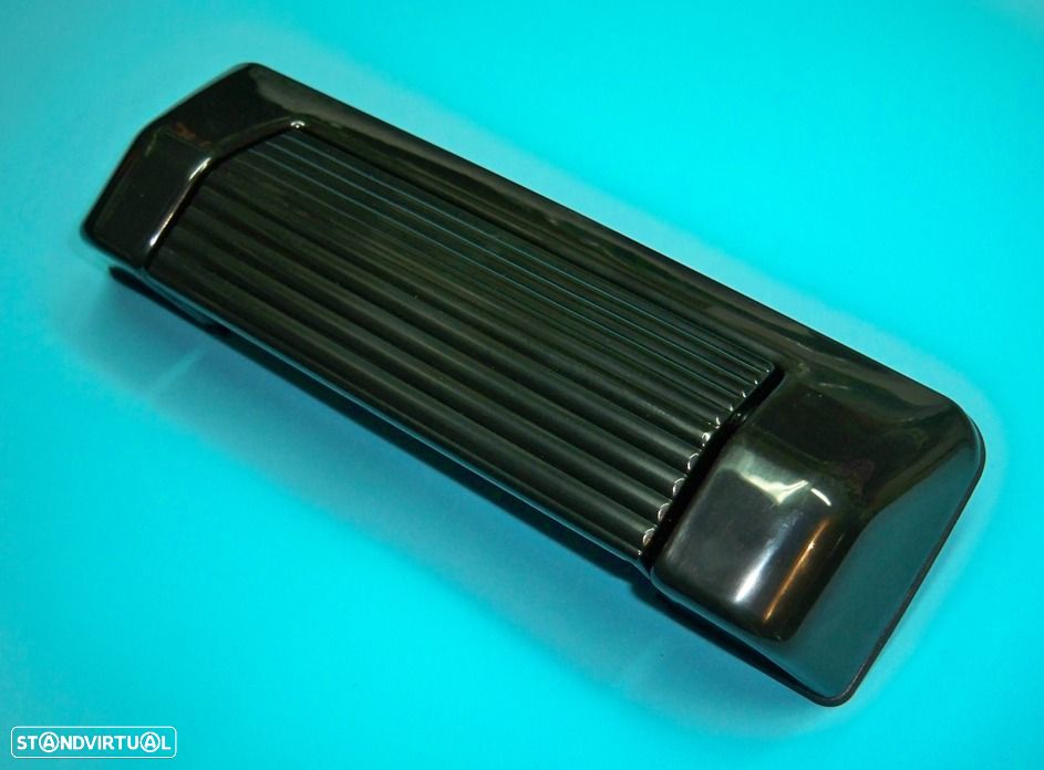 Puxador da porta da mala Suzuki Vitara 1989-2000 NOVO - 1
