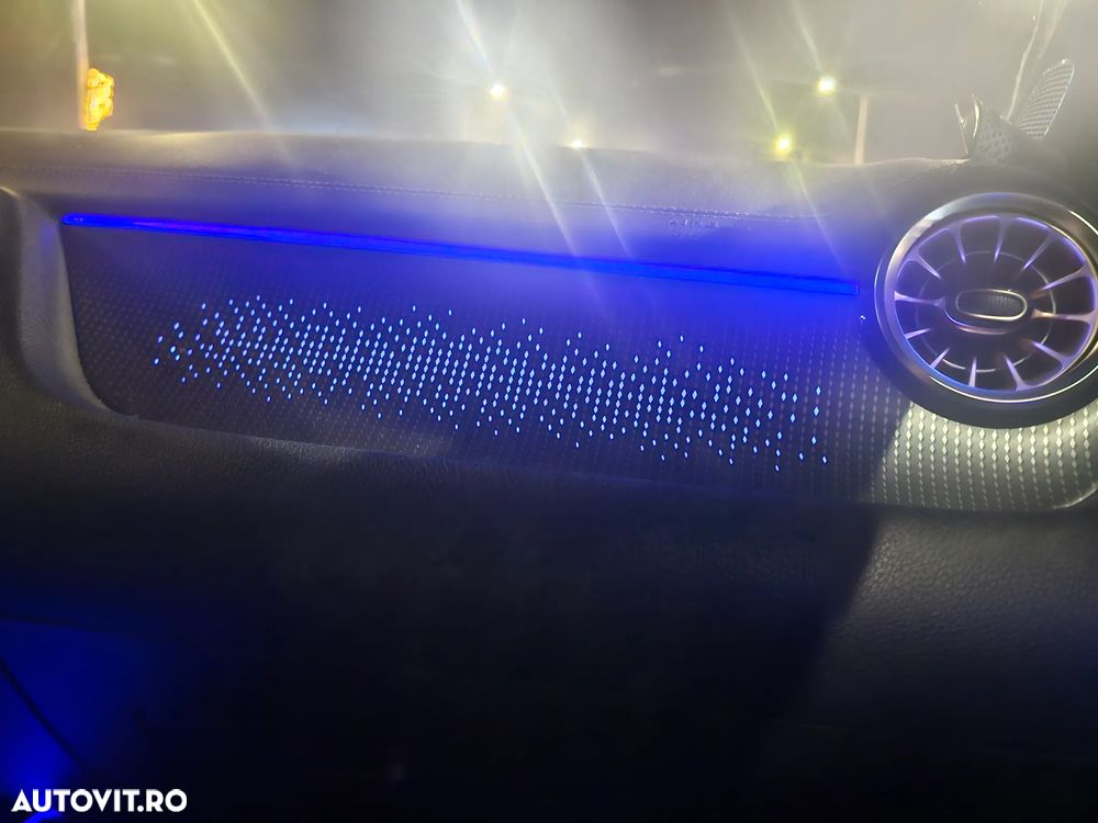 Mercedes-Benz EQA - 13