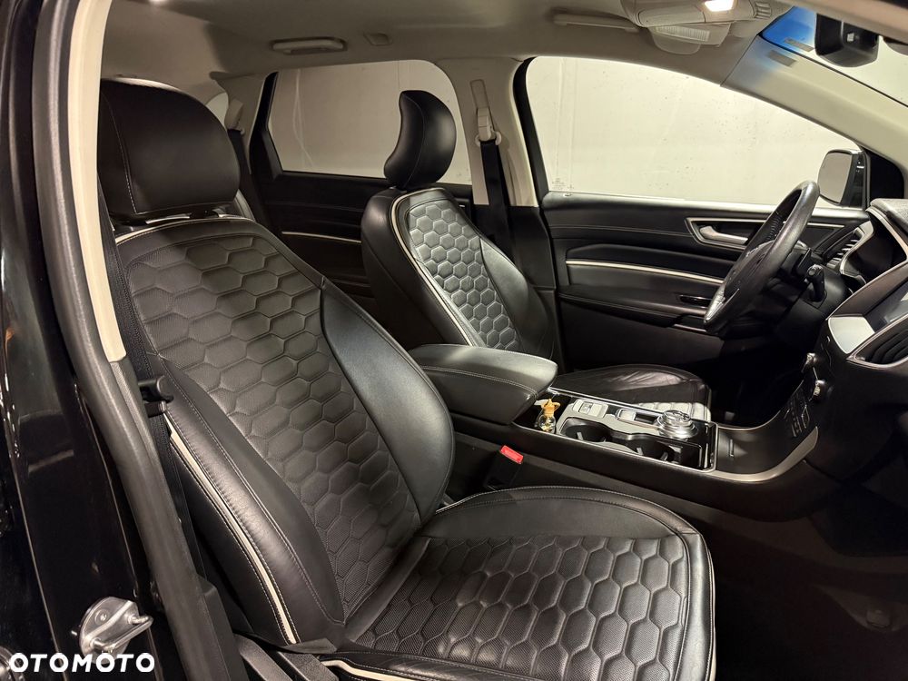 Ford Edge - 19