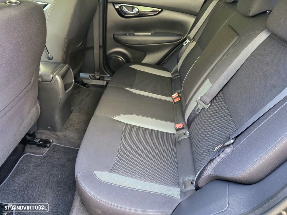 Nissan Qashqai 1.5 dCi N-Connecta - 45