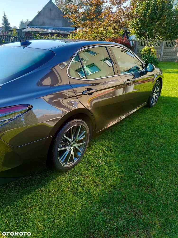 Toyota Camry 2.5 Hybrid Executive CVT - 4