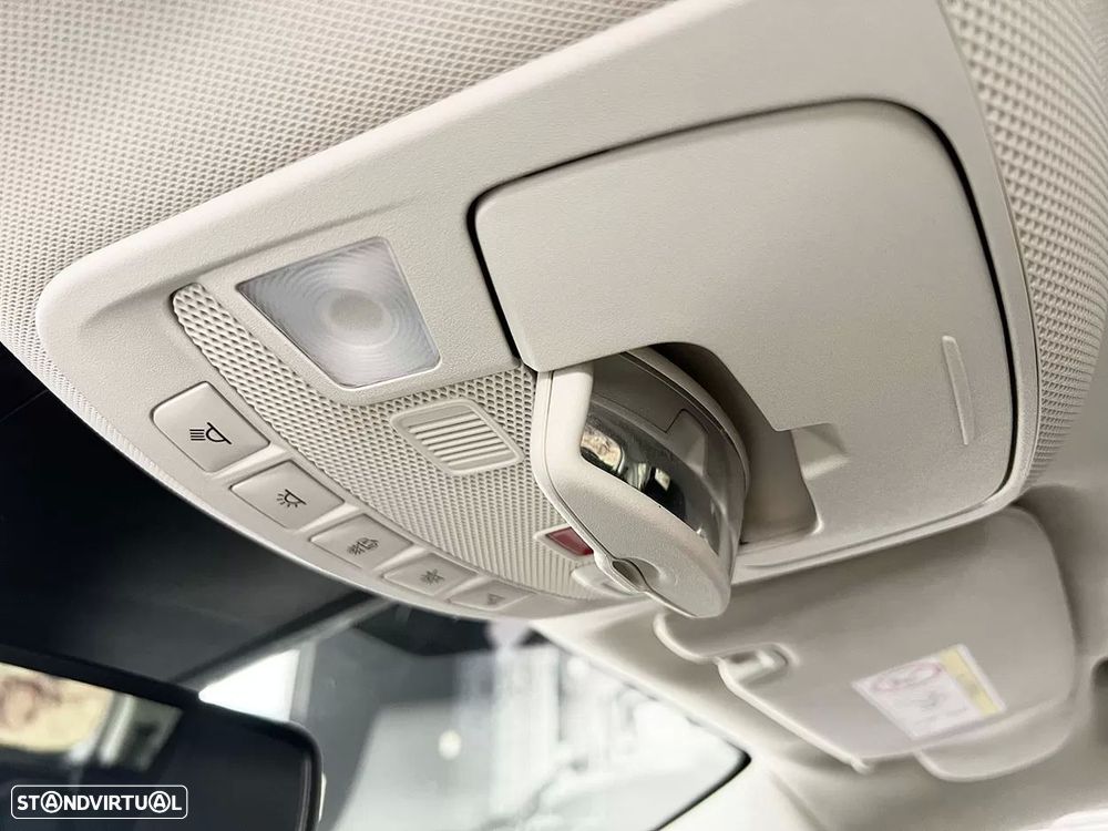 Ford S-Max 2.0 TDCi Titanium - 18