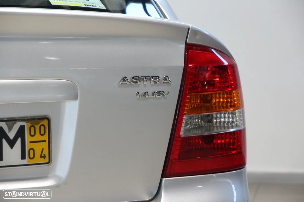 Opel Astra 1.4 Club - 5