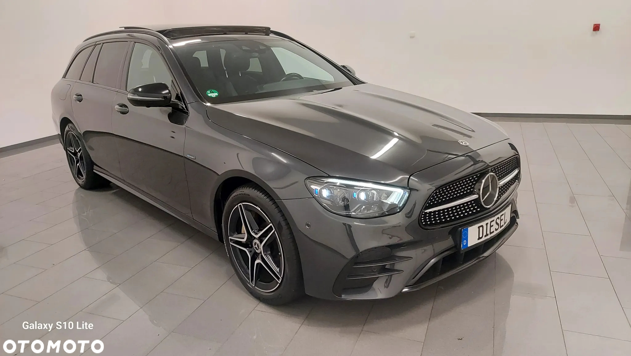 Mercedes-Benz Klasa E 300 de 9G-TRONIC - 2