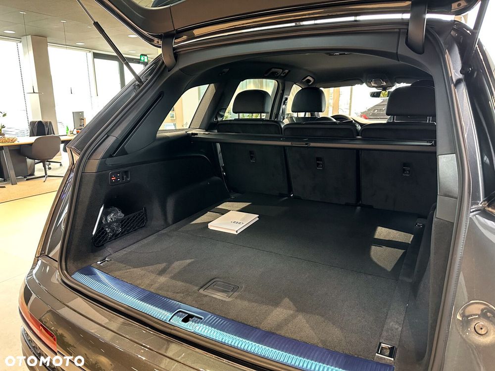 Audi Q7 - 8