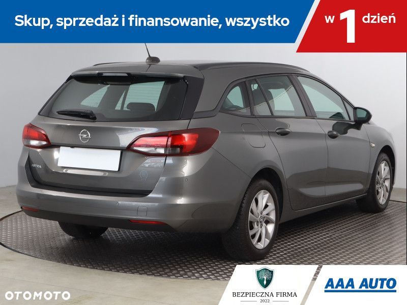Opel Astra - 6