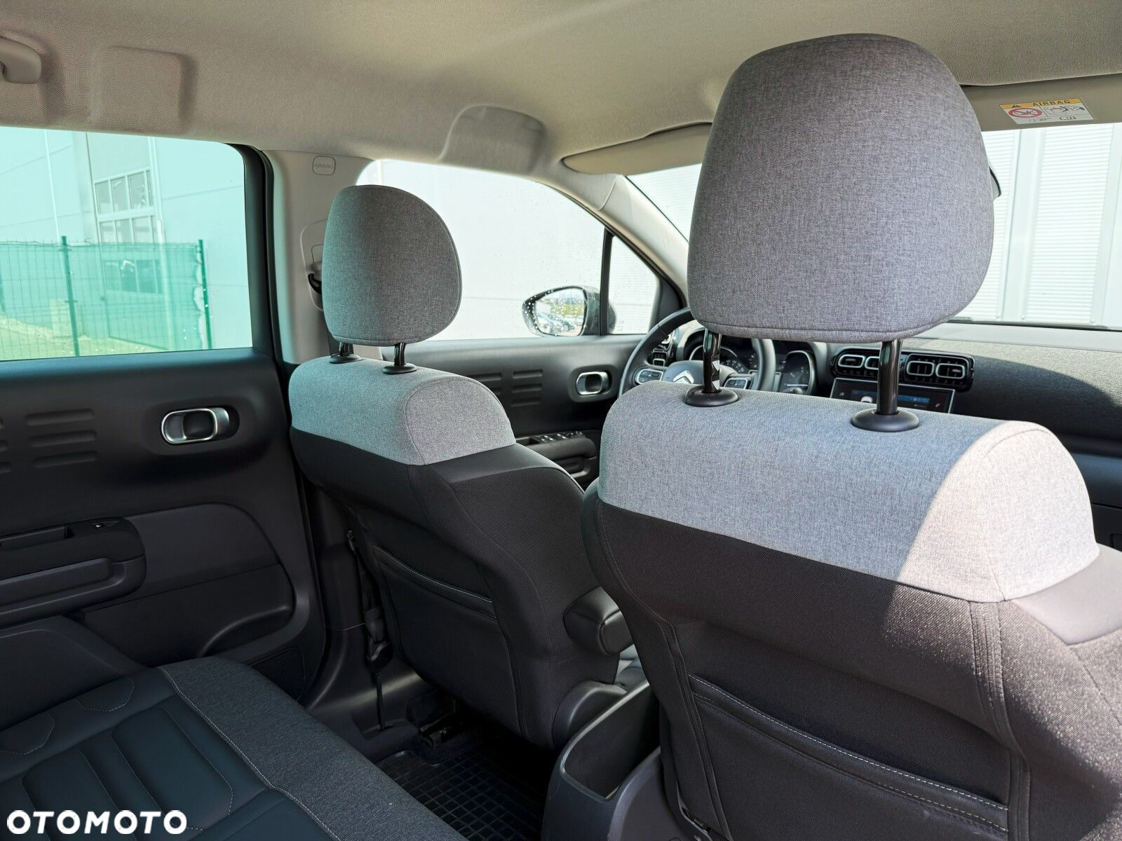 Citroën C3 Aircross 1.2 PureTech Shine Pack S&S EAT6 - 28