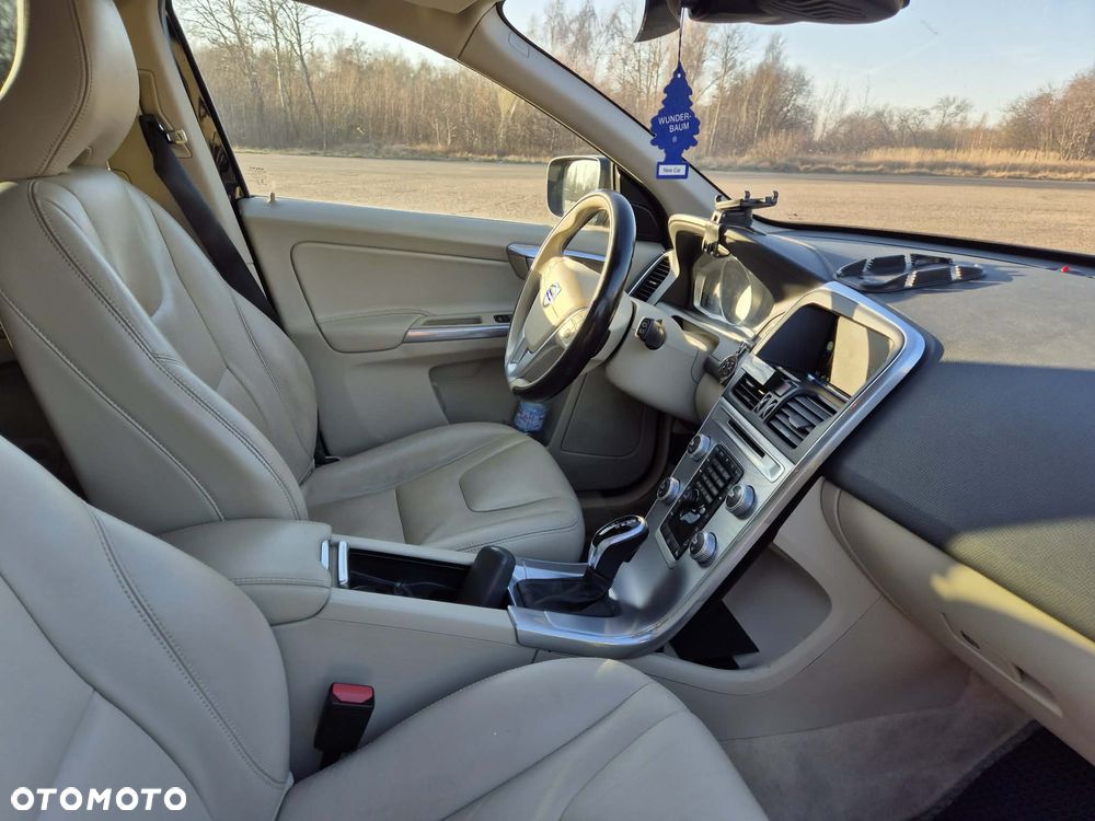 Volvo XC 60 - 13