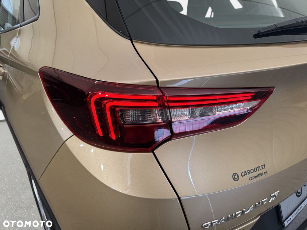 Opel Grandland X - 12