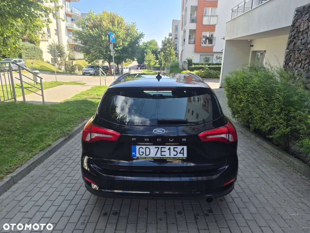 Ford Focus 1.0 EcoBoost Trend - 6