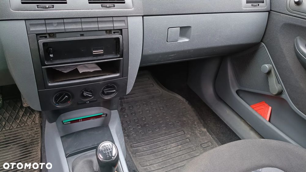 Skoda Fabia 1.2 HTP Classic - 7