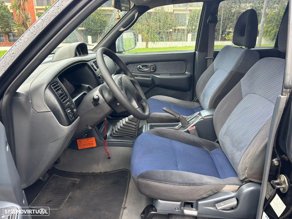 Mitsubishi L200 2.5 TD CD Strakar ABS+AC - 13