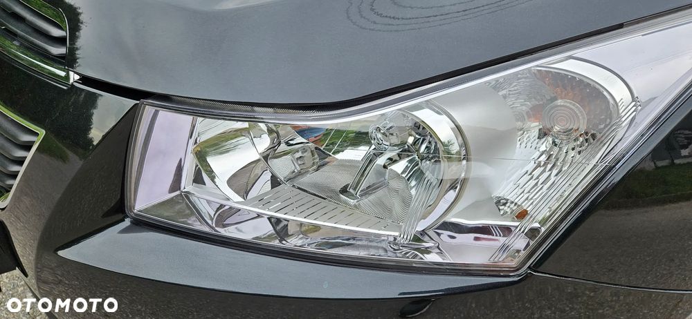Chevrolet Cruze - 11