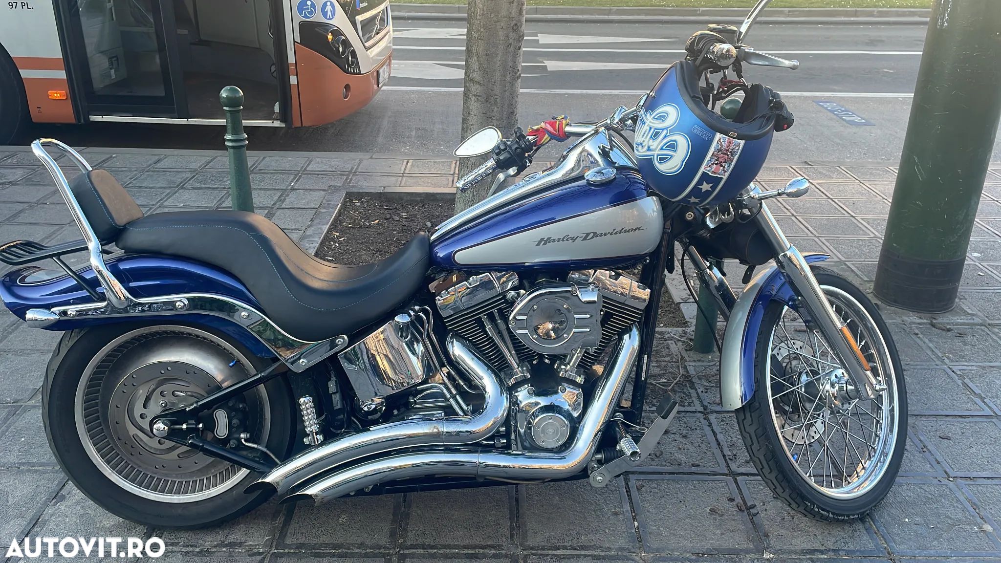 Harley-Davidson Softail Deuce - 1