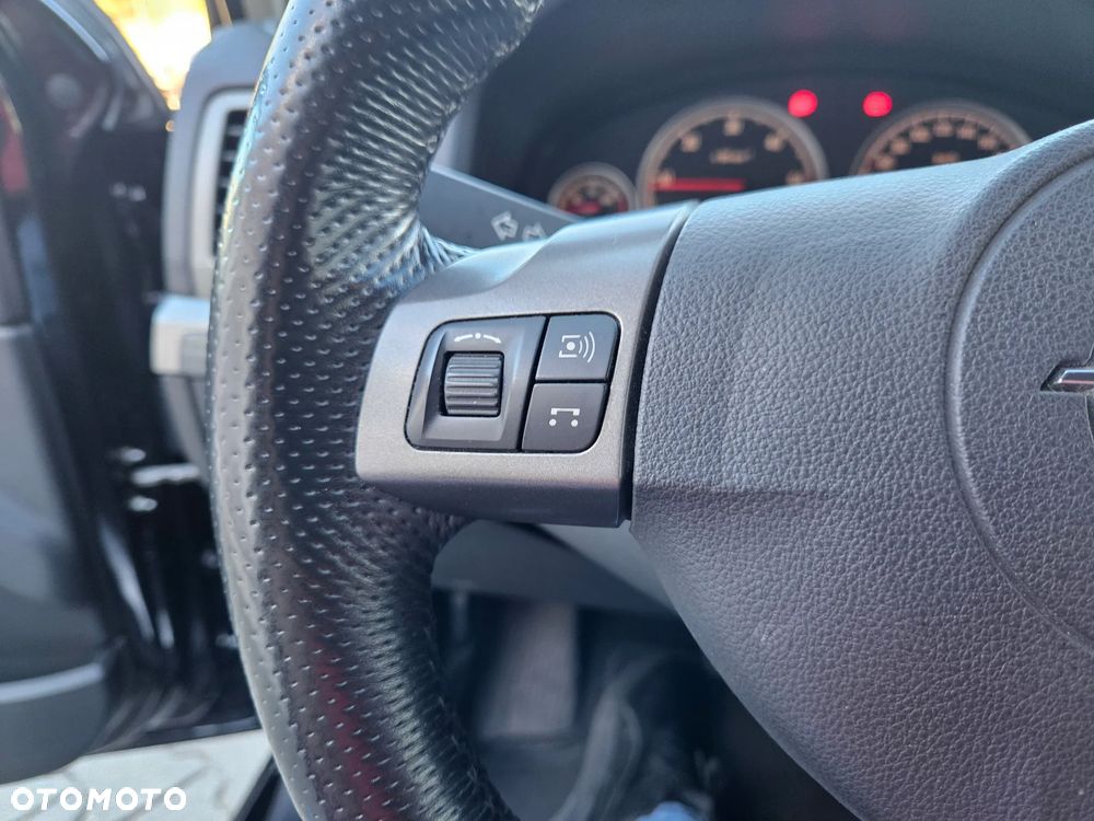 Opel Vectra 1.9 CDTI DPF Automatik Cosmo Plus - 28