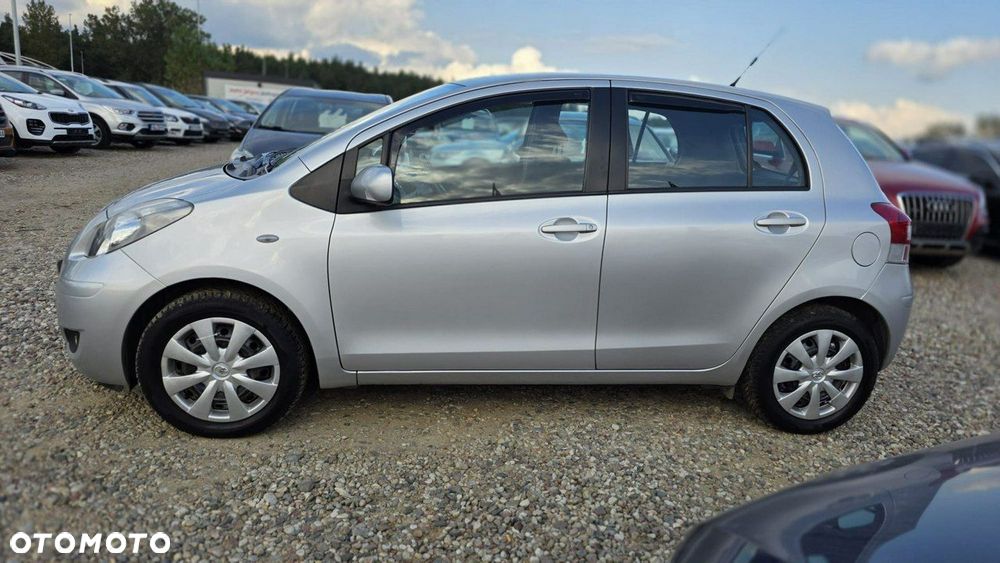Toyota Yaris - 9