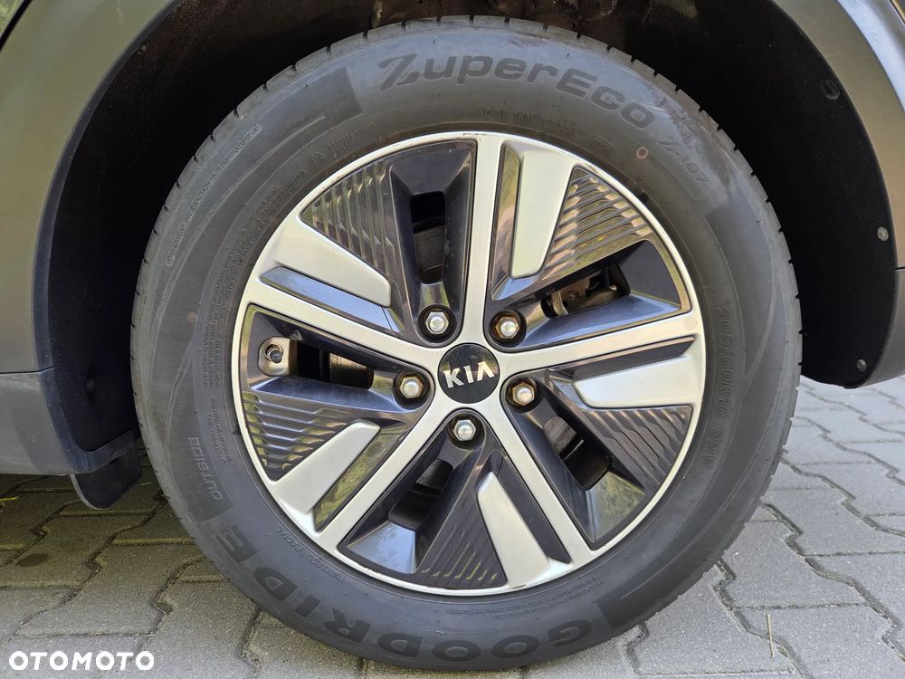 Kia Niro 1.6 GDI Hybrid L - 22
