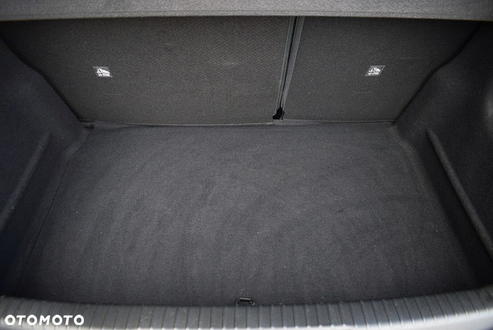 Opel Mokka 1.2 T Elegance S&S - 28