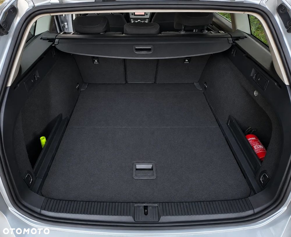 Volkswagen Passat 2.0 TDI BMT Comfortline - 25