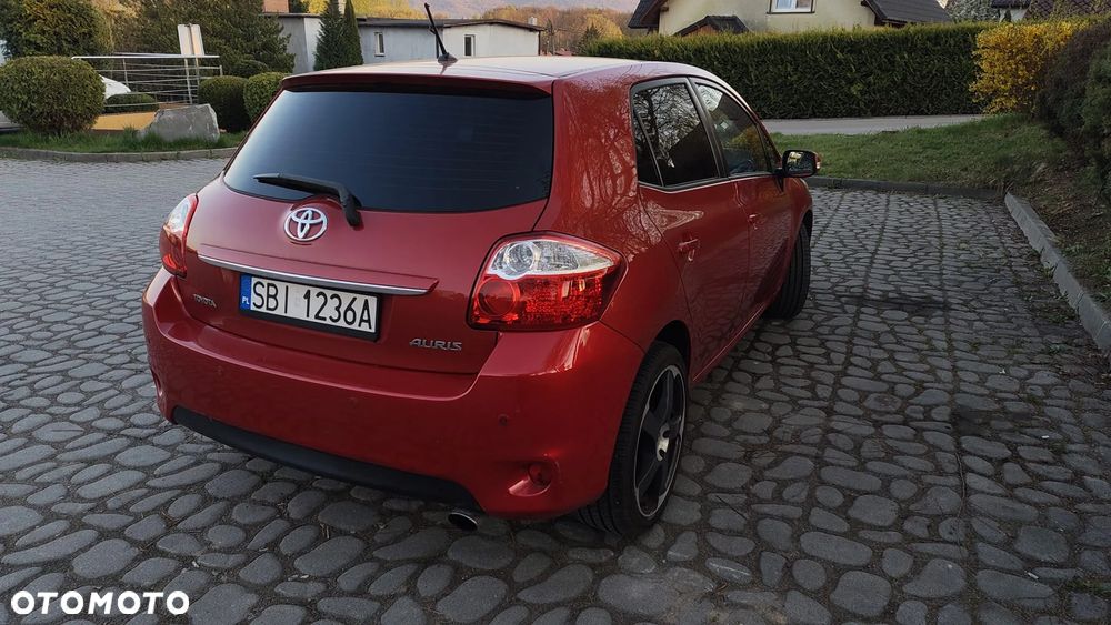 Toyota Auris - 4